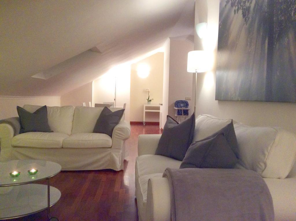 אלבה Apartment La Mansarda חדר תמונה